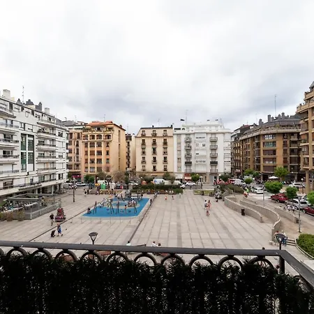 Comfy & Luminous Terrace *