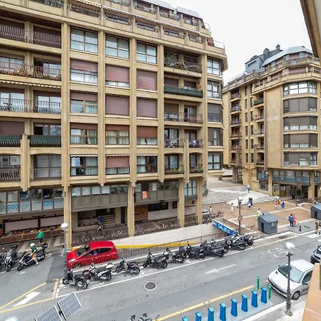 Comfy & Luminous Terrace Apartman *